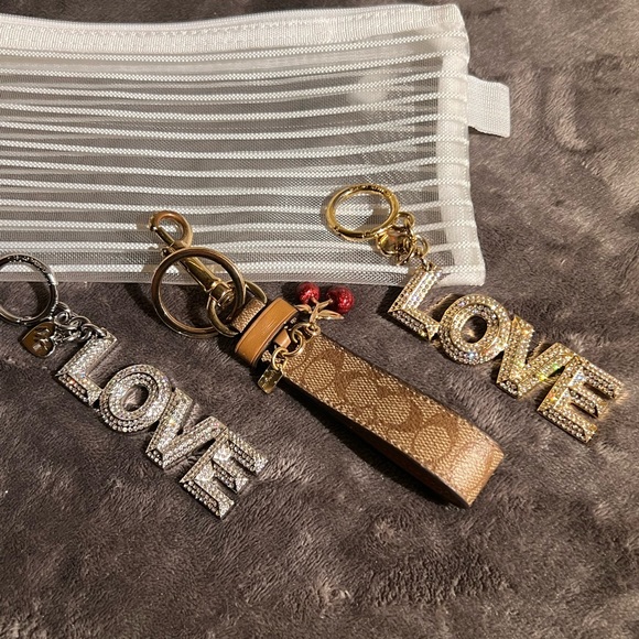 Michael Kors LOVE purse charms and Coach Key Fob Bundle w/ white bag included - Picture 13 of 13